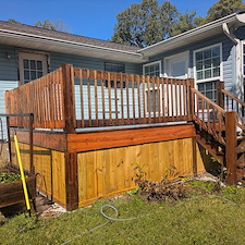 Professional-Deck-Cleaning-Services-to-Restore-Beauty-and-Extend-Lifespan 1